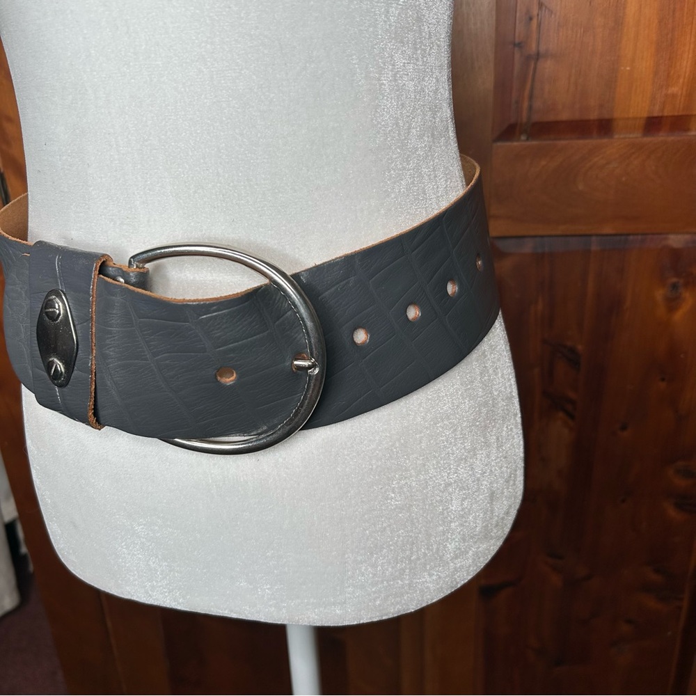 Vintage '84 Paris Statement Wide Belt Croute de Cuir Leather with Silver Buckle - Picture 4 of 17